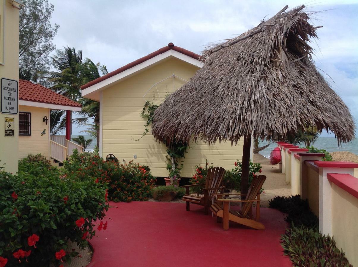 The White Horse Inn - Hopkins Village Beach Belize Екстер'єр фото